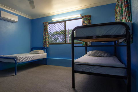 JJs Backpackers Hostel - Holiday Sunshine Coast 1