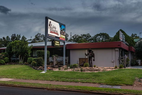 Jolly Swagman Acccommodation Park - Sunshine Coast Tourism 1