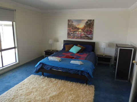 Joy On Joyce - Sunshine Coast Tourism 0