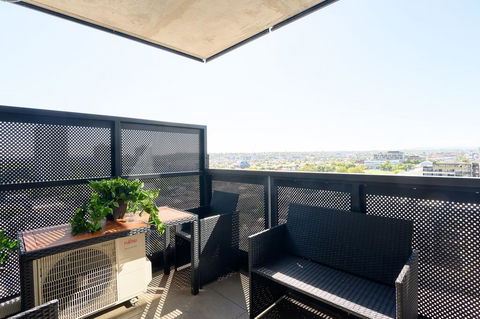 JUDD Your Stylish Richmond Abode Awaits You - Holiday Sunshine Coast 2