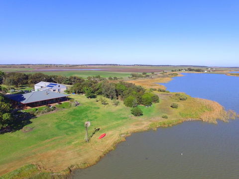 Jury Road - Sunshine Coast Tourism 2
