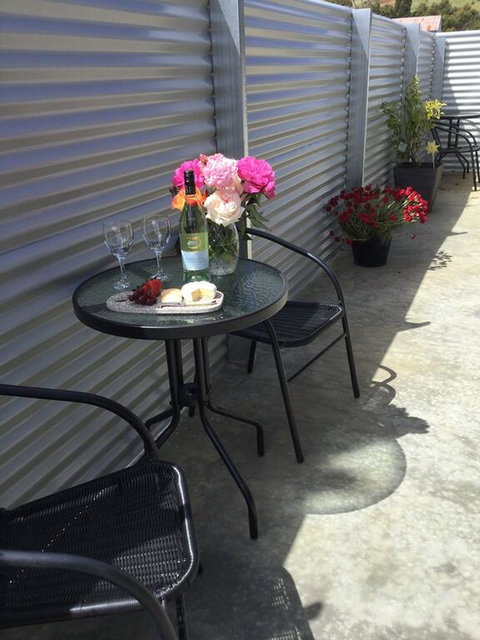 Kadi House Accommodation - Sunshine Coast Tourism 2