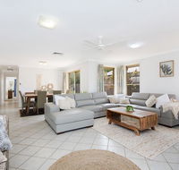 Kailani Beach House - Holiday Sunshine Coast