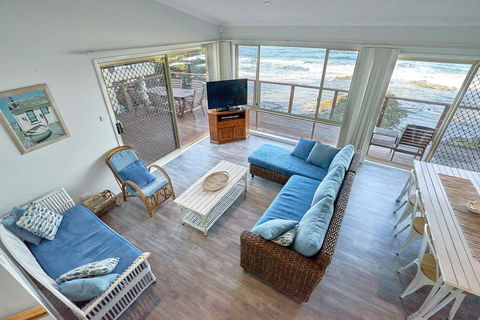 Kalimna - Blue Bay, NSW - Holiday Sunshine Coast 3