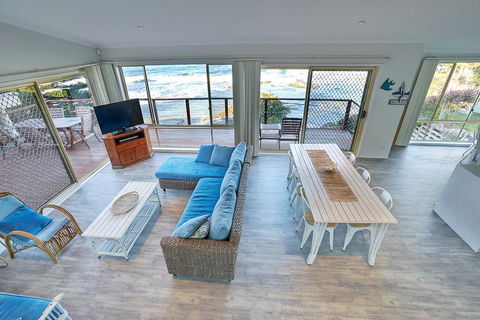Kalimna - Blue Bay, NSW - Holiday Sunshine Coast 1