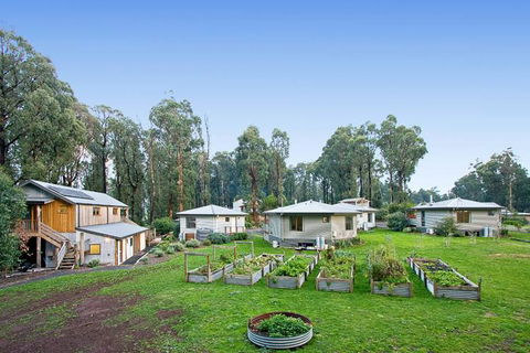 Karma Kinglake - Sunshine Coast Tourism 0