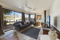 Katisha Cottage - pet friendly and close to town