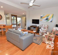 Kauri Cottage - Sunshine Coast Tourism