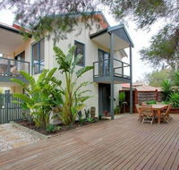 Kava Villa Cowes - Sunshine Coast Tourism