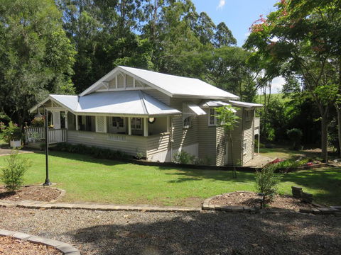 Keillor Lodge - Sunshine Coast Tourism 1