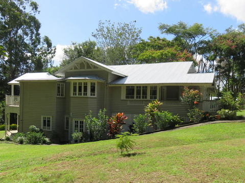 Keillor Lodge - Sunshine Coast Tourism 2