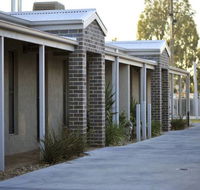 Kennedy Holiday Villas - Holiday Sunshine Coast
