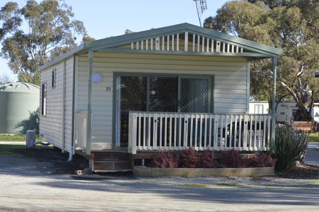 Appin South VIC Holiday Sunshine Coast
