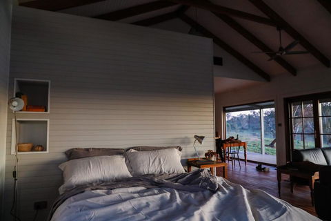 Kestrel Nest EcoHut - Sunshine Coast Tourism 2