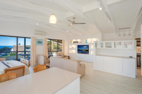 Kianga Parade Beach House - Sunshine Coast Tourism 1