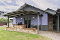 Kickenback Studio - Contemporary accommodation in the heart of Crackenback