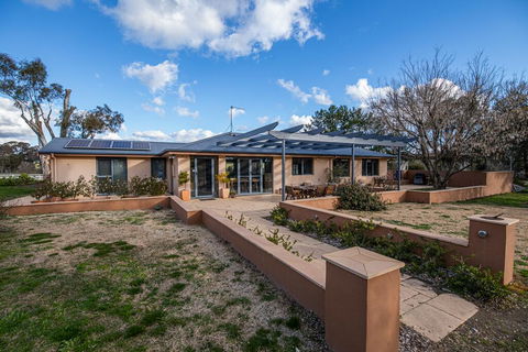 Kileys Run Rural Home Close To Orange - Holiday Sunshine Coast 1