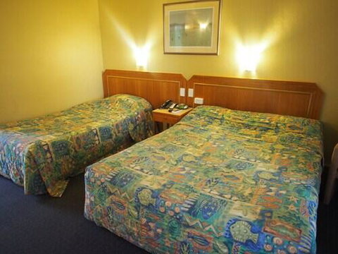 Killara Hotel & Suites - Sunshine Coast Tourism 1
