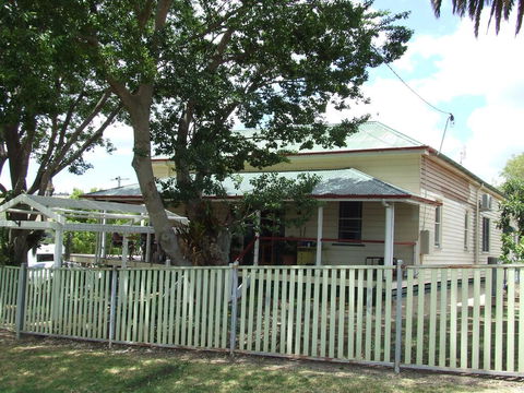 Killarney Country Living - Sunshine Coast Tourism 1