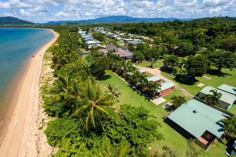 King Reef Beach House - Sunshine Coast Tourism 0