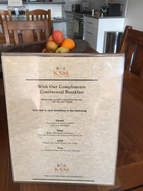 King Street Motel - Holiday Sunshine Coast 2