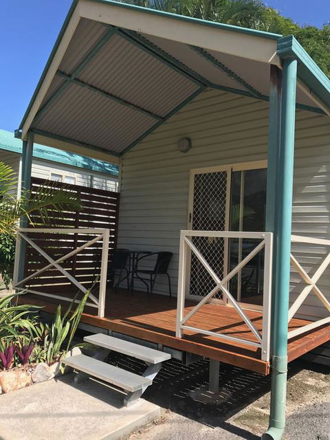 Kingfisher Caravan Park - Sunshine Coast Tourism 0