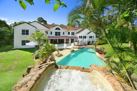 Kingfishers Manor - Sunshine Coast Tourism 2