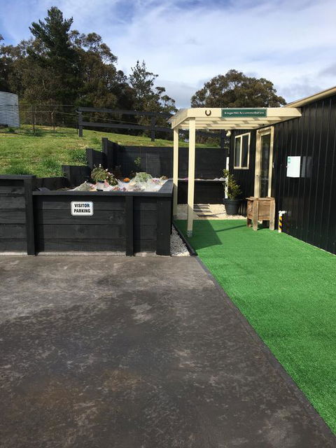 Kings Hill Accommodation - Sunshine Coast Tourism 1