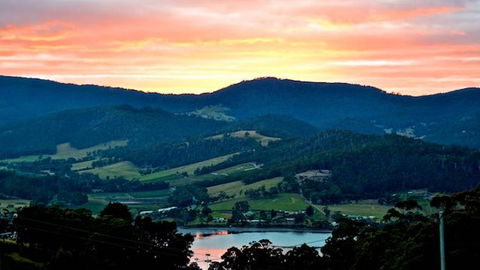Kings Hill Accommodation - Sunshine Coast Tourism 0
