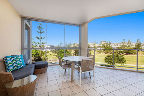 KINGSCLIFF COAST CULTURE 1208 - Holiday Sunshine Coast 0
