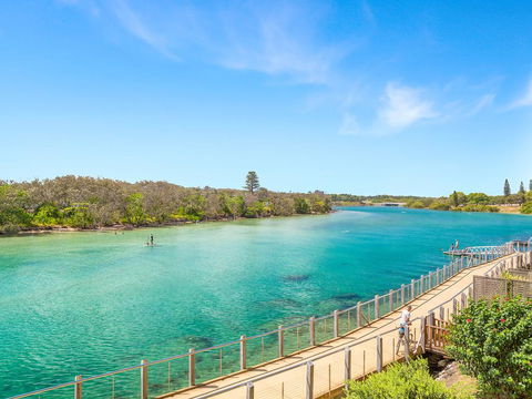 KINGSCLIFF WATERS 2 - Holiday Sunshine Coast 1