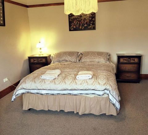 Kinross Metcalfe Farm - Sunshine Coast Tourism 2