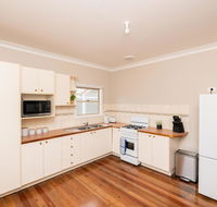 Kinross on Cox Sweet Neat  Simple  Wifi - Holiday Sunshine Coast