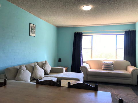 Kirwan Apartments 5 - Sunshine Coast Tourism 0