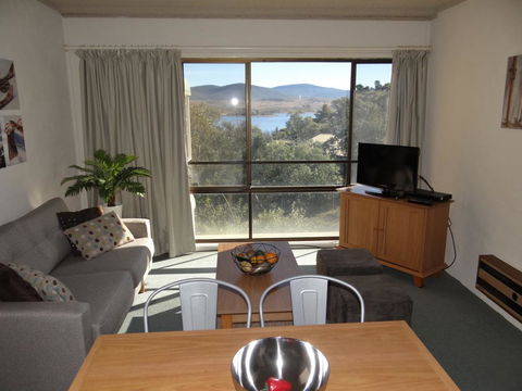 Kirwan Apartments 9 - Sunshine Coast Tourism 0