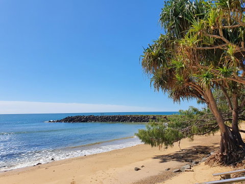Koola Beach Apartments Bargara - Holiday Sunshine Coast 2