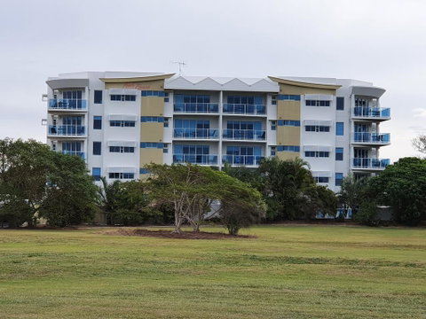 Koola Beach Apartments Bargara - Holiday Sunshine Coast 1