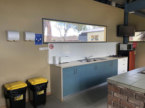 Koonwarra Holiday Park - Sunshine Coast Tourism 3
