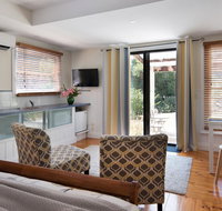 Koovelly Garden Studio - Holiday Sunshine Coast