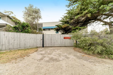 Korak - Sunshine Coast Tourism 2