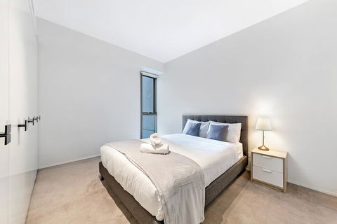 KOZYGURU HAYMARKET SYDNEY CITY VIEW 2 BED STUNNING APT NHA178-1206 - Holiday Sunshine Coast 2