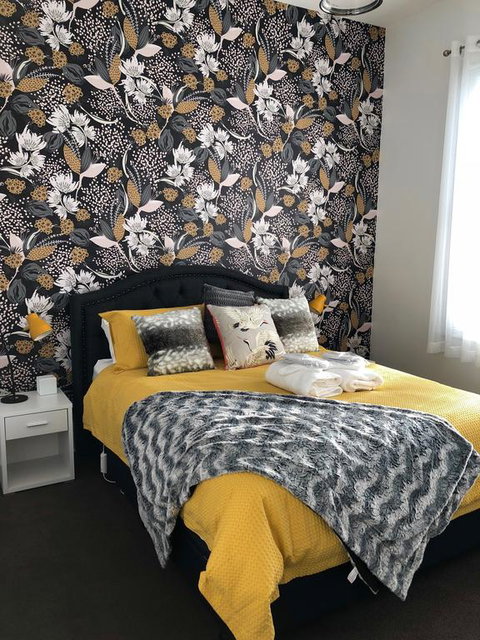 La Casa Cabrera - Sunshine Coast Tourism 0