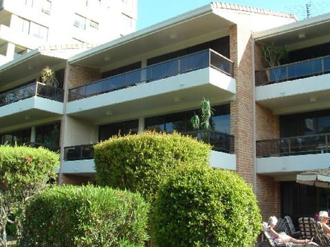 La Mer Apartments - Holiday Sunshine Coast 0