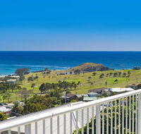 La Mer 19 Dulconghi Street - Holiday Sunshine Coast