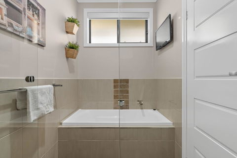 La Sienna - Sunshine Coast Tourism 1