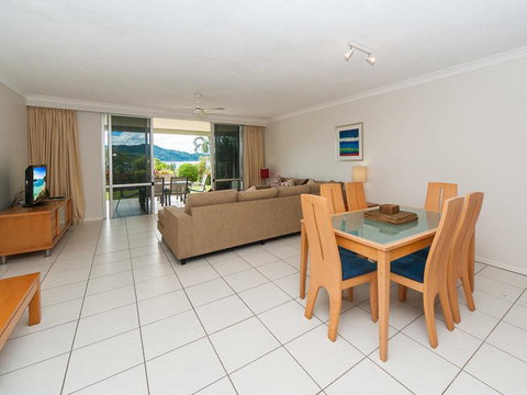 Lagoon 003 - Sunshine Coast Tourism 3