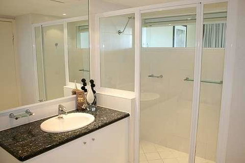 Lagoon 005 - Sunshine Coast Tourism 3