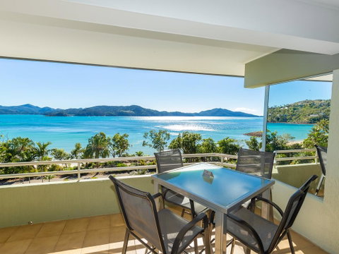 Lagoon 201 - Sunshine Coast Tourism 0