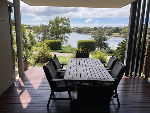 Lagoon-Front Luxury At Twin Waters Resort - Sunshine Coast Tourism 1