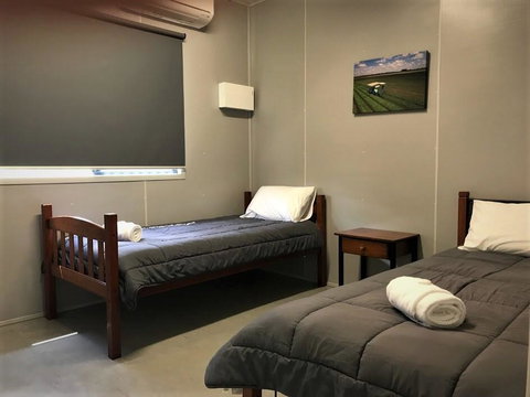 Lake Callide Retreat - Sunshine Coast Tourism 3